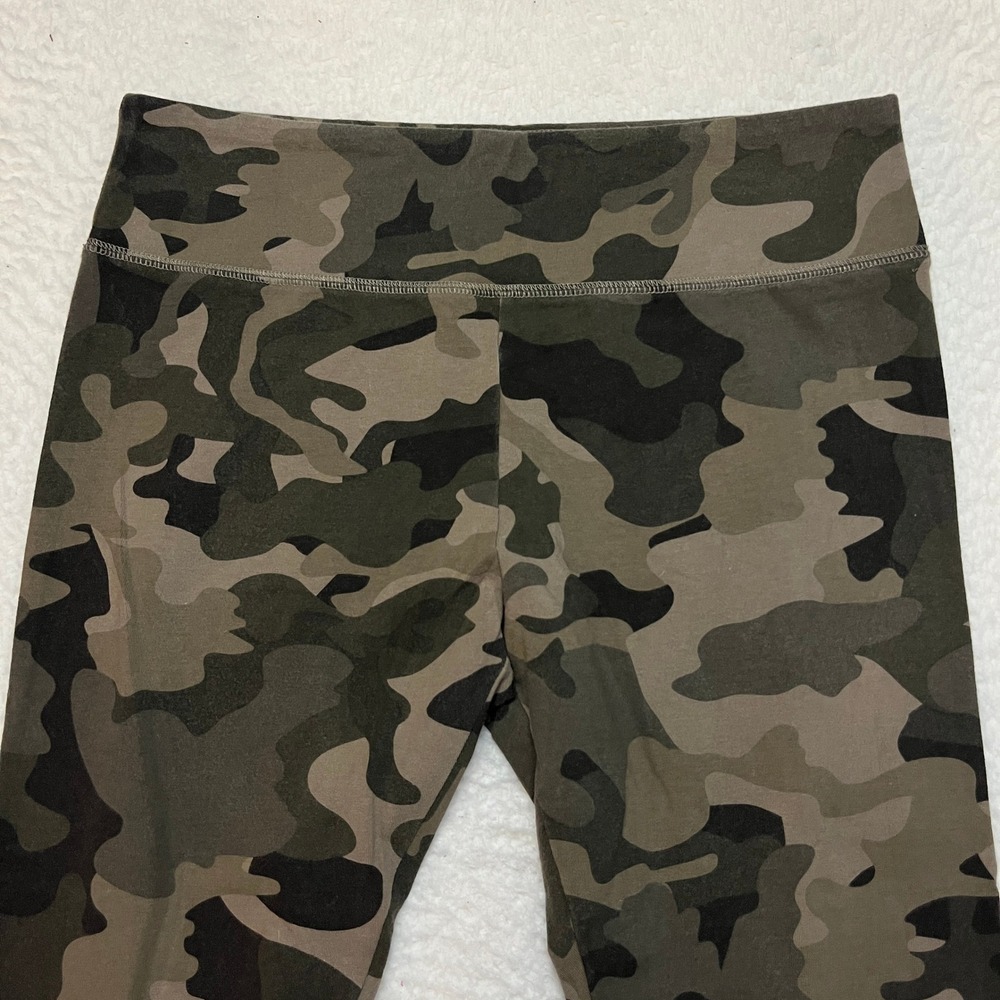 Wild Fable Leggings Womens L Green Camo High Waisted Cotton Blend Stretch Casual